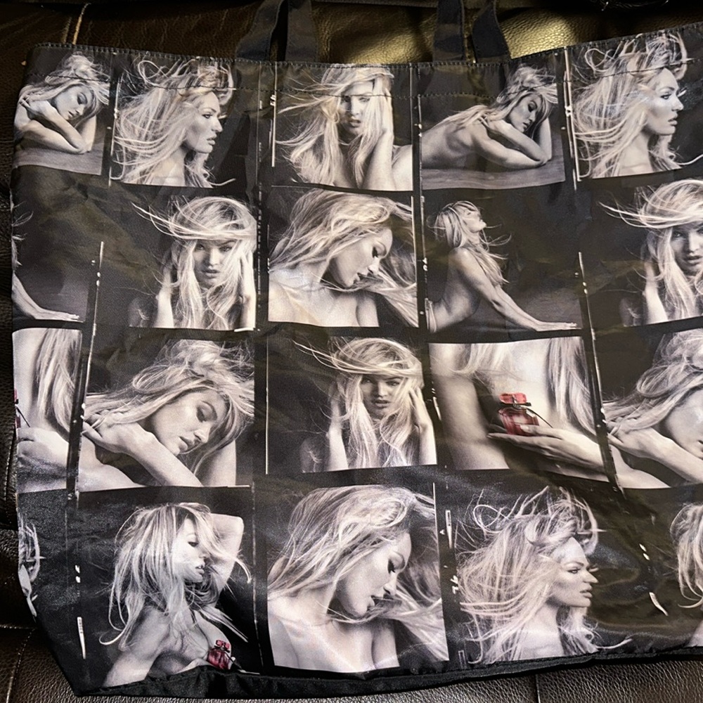 NWOT VS BOMBSHELL BAG
